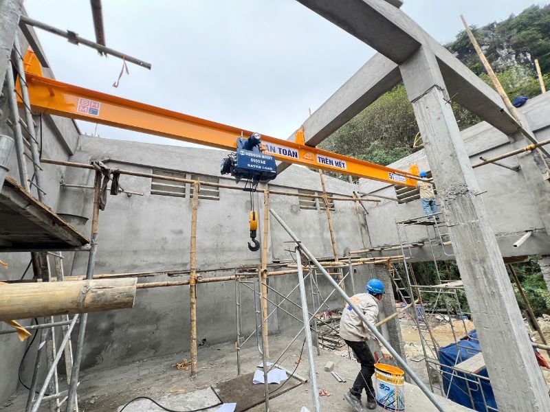 Dầm đơn sử dụng pa lăng Sungdo