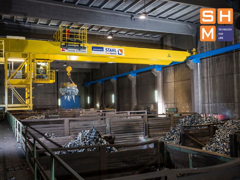 Cầu trục dầm đôi 30 tấn được ứng dụng trong nhà máy sản xuất thép