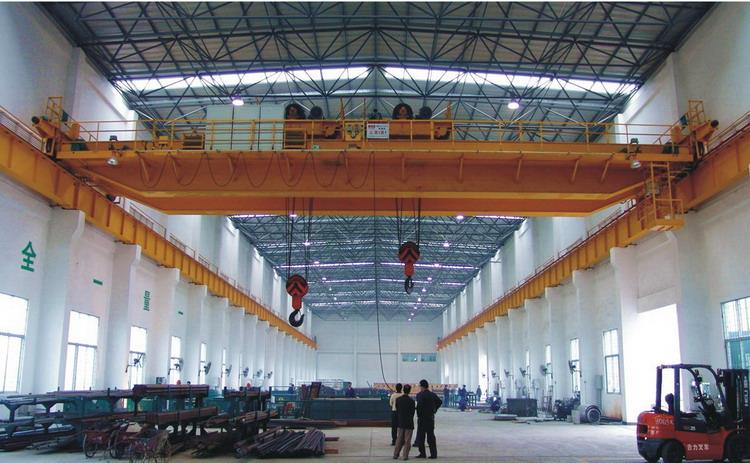 Tìm hiểu giải pháp cầu trục dầm đôi 2 pa lăng: Tối ưu hiệu quả nâng hạ trong công nghiệp