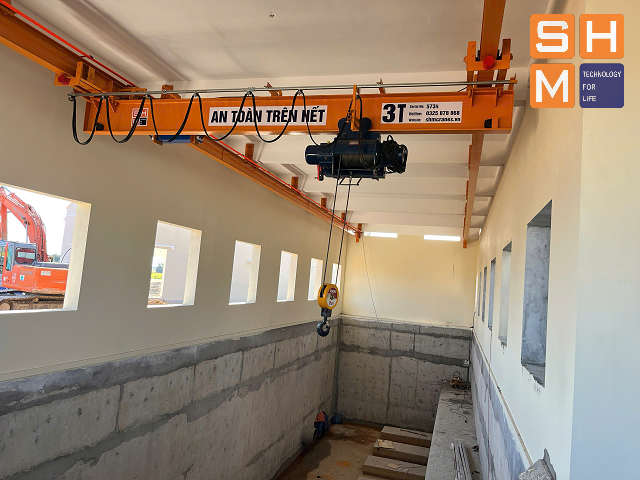 Cầu trục dầm treo 3 tấn - Dự Án Xây Dựng Hệ Thống Cấp Nước Khu Kinh Tế Nhơn Hội , Tỉnh Bình Đinh